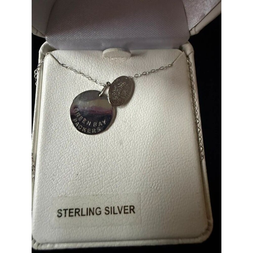 Green Bay Packers NFL Sterling Silver Necklace 17"